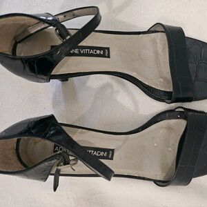 Adrienne vittadini heels